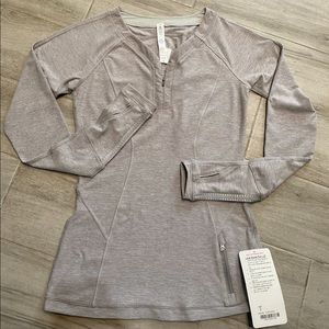 Lululemon “Love Some Run” Gray LongSleeve !!!